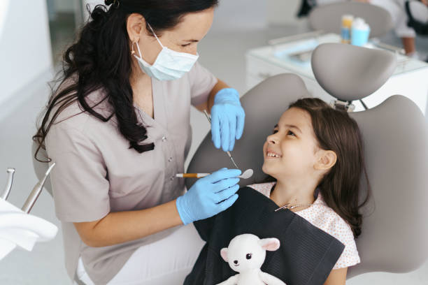 Best Dentist for Tooth Abscess  in Poplar Cotton Center, CA