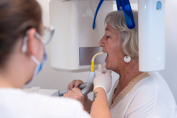 Best Cracked Tooth Emergency Dentist  in Poplar Cotton Center, CA